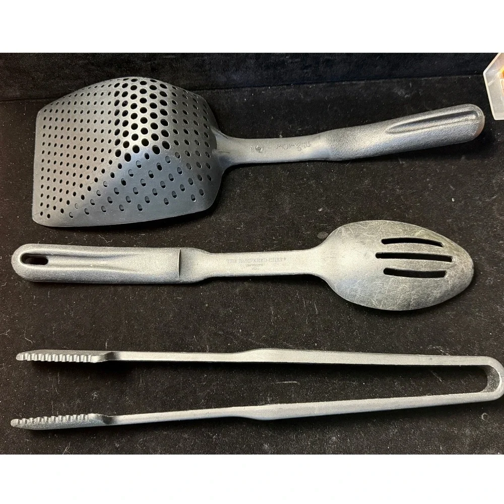 Pampered Chef Gray Kitchen 3pc Tool Set: Scoop Colander, Slotted Spoon, Tongs